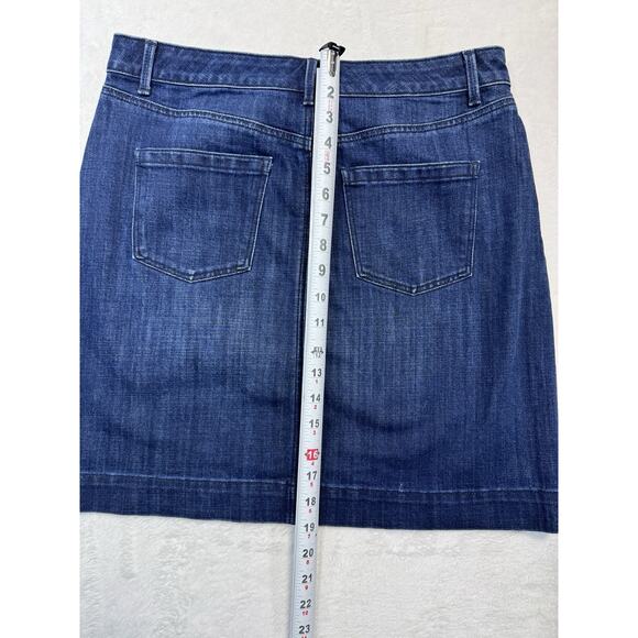 Talbots Stretch Blue Dark Wash A-Line Denim Skirt Zippered Pockets Size 8. - Picture 4 of 5